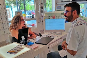 Opticalia Roses place picture